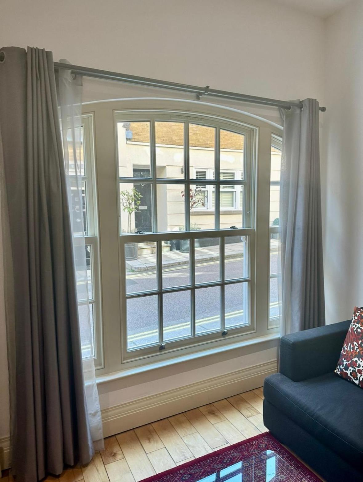 Luxury 2 Bedroom House Near Mayfair - Entire Londra